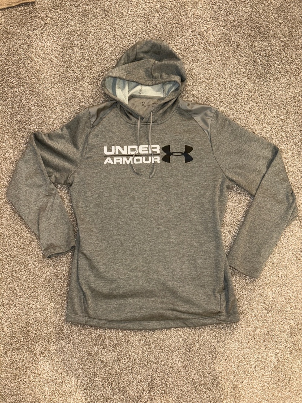 Under Armour mens green hoodie size Large